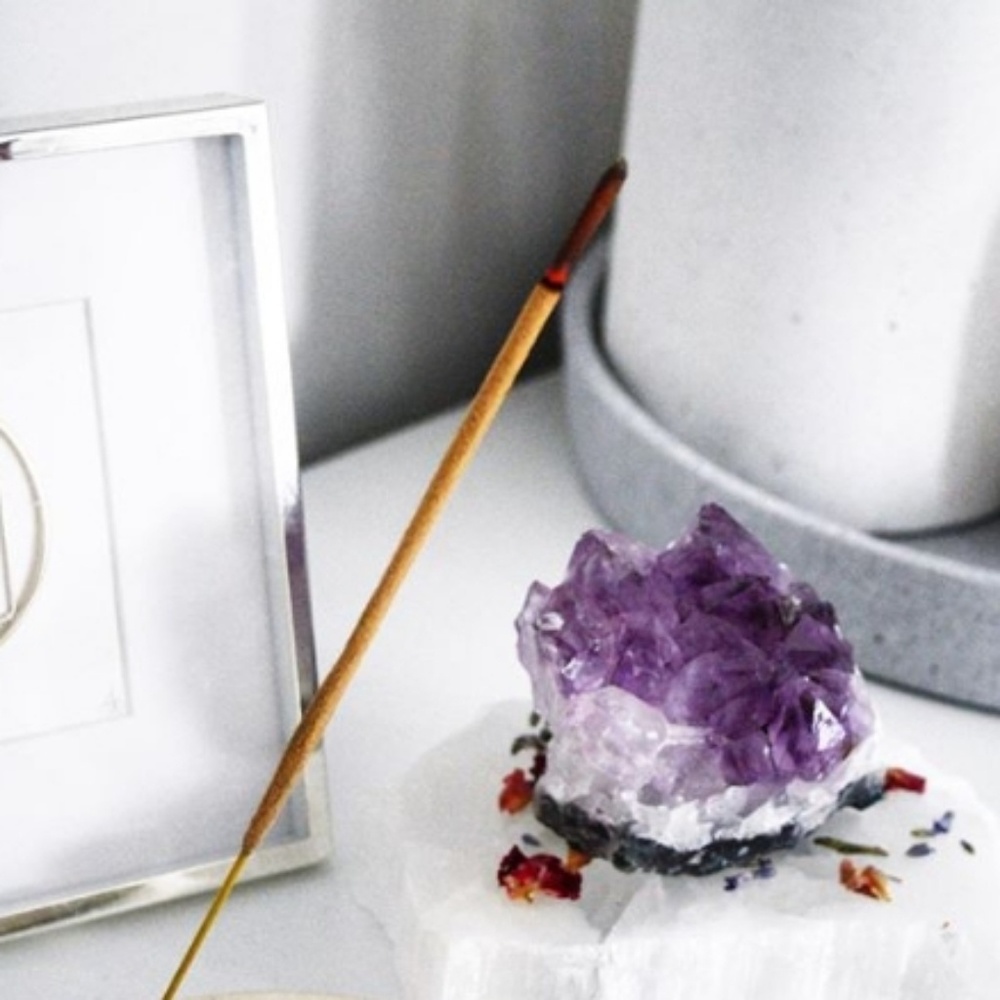 Gemstone Incense Holder - Picture 4 of 4